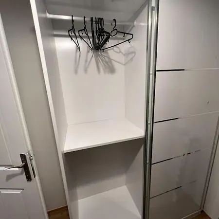 Apartment Perfect 3 1 Flat, Excellent Location,superb Decoration