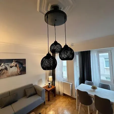 Perfect 3 1 Flat, Excellent Location,superb Decoration Apartment *