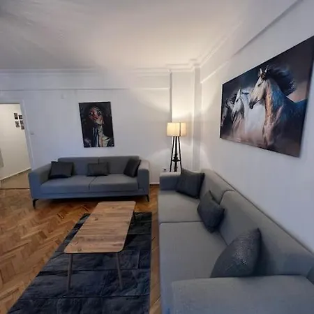 Perfect 3 1 Flat, Excellent Location,superb Decoration Apartment *